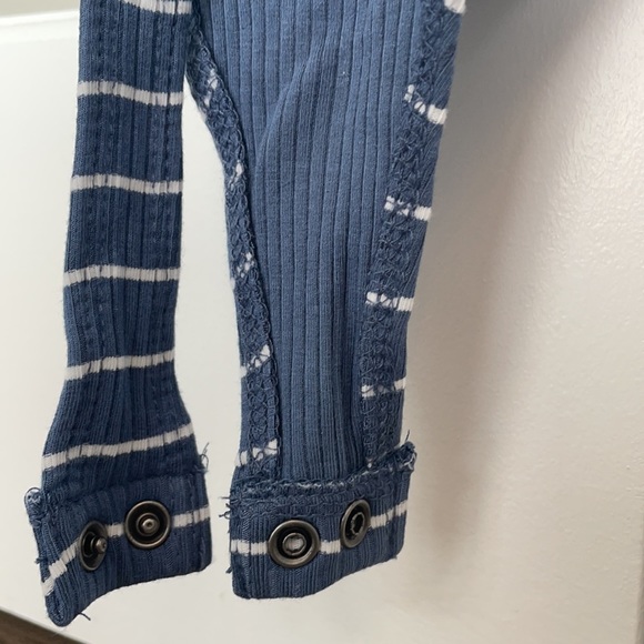 Abercrombie & Fitch bodysuit - Picture 3 of 4